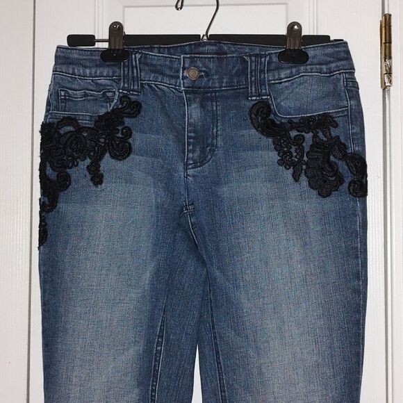 White House Black Market  Blanc Black embellished jeans  Sz 6 - Picture 3 of 8